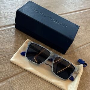 Louis Vuitton Gray and Black Sunglasses